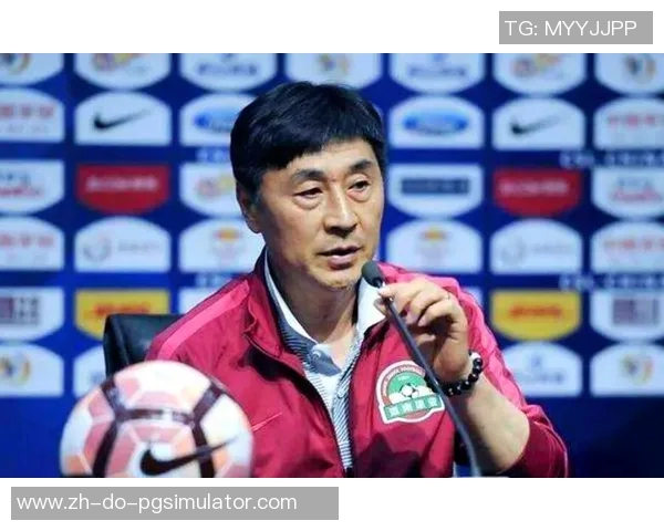 八十年代中国足球传奇球星回顾与辉煌瞬间分析 八十年代中国足球传奇球星回顾与辉煌瞬间分析